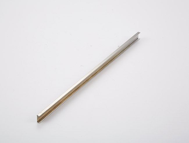 微小线条刨断线条