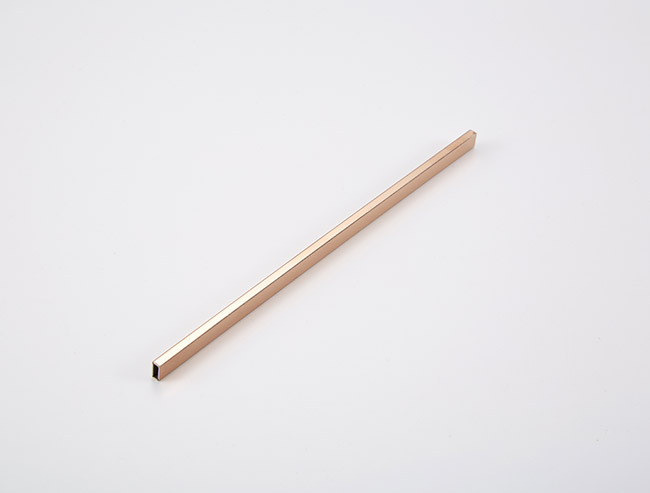 微小线条刨断线条