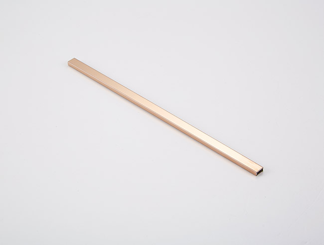 微小线条刨断线条